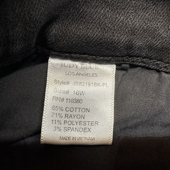 Judy Blue Jeans Size 16W Skinny Fit Distressed Buffalo Plaid Black Stretch - Picture 12 of 12